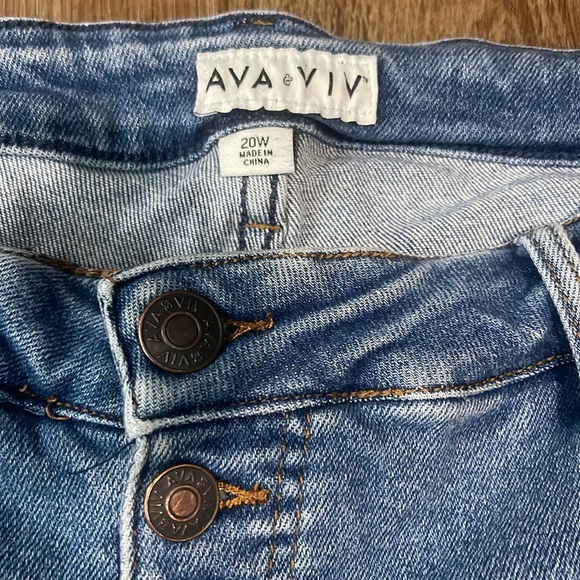 Ava & Viv Shorts - Size 20W - Picture 2 of 3